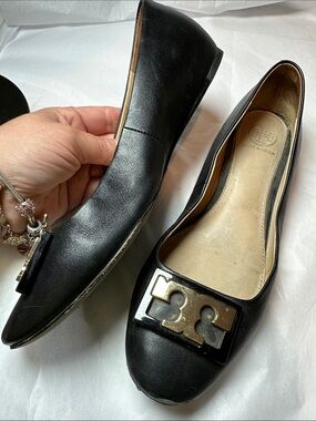 Tory Burch Black Leather Logo Ballet Flats size 7